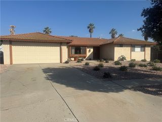235 Pinewood Court, Redlands, CA 92374