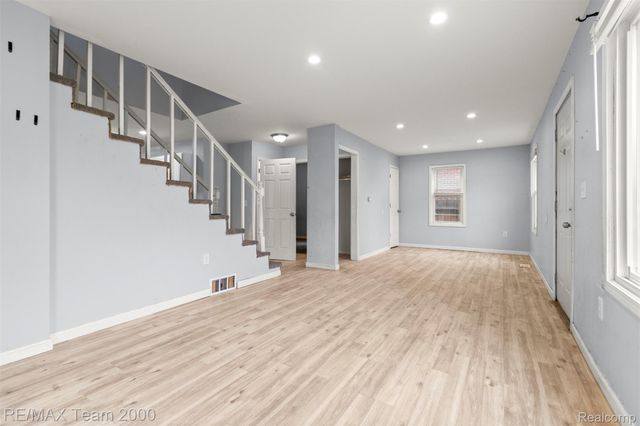 16145 Stahelin Avenue, Detroit, MI 48219