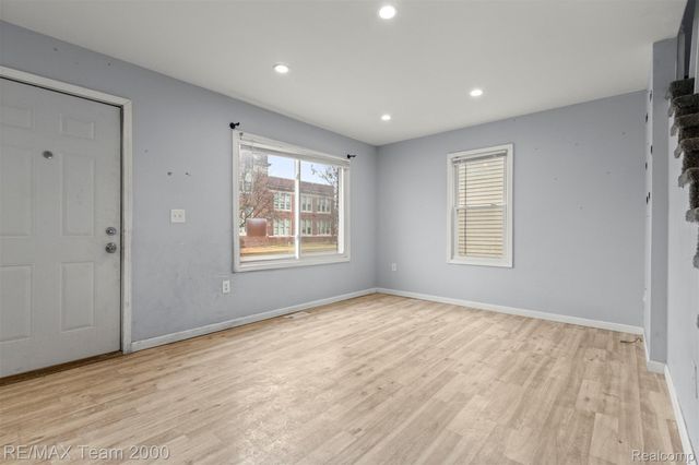 16145 Stahelin Avenue, Detroit, MI 48219