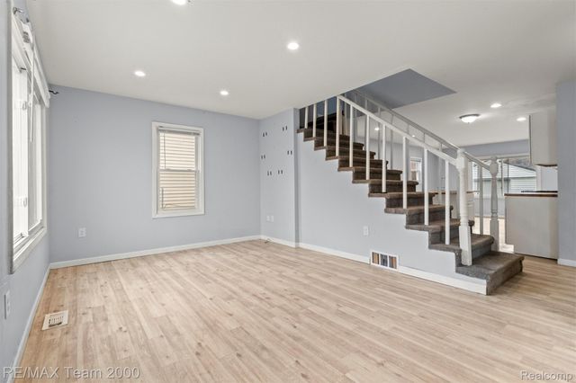 16145 Stahelin Avenue, Detroit, MI 48219