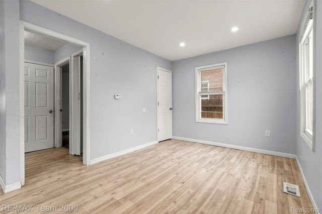 16145 Stahelin Avenue, Detroit, MI 48219