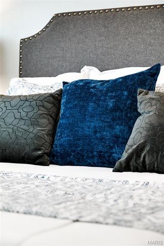 318 N Dade Avenue, Ferguson, MO 63135