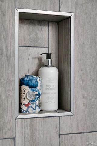 318 N Dade Avenue, Ferguson, MO 63135