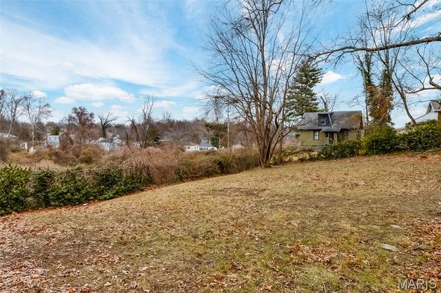 318 N Dade Avenue, Ferguson, MO 63135