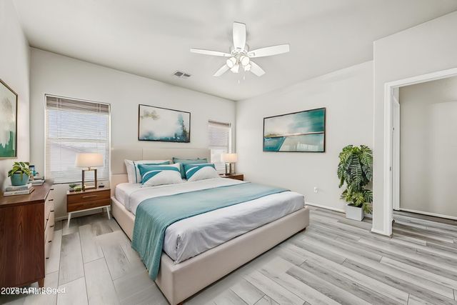 10039 E PAMPA Avenue, Mesa, AZ 85212