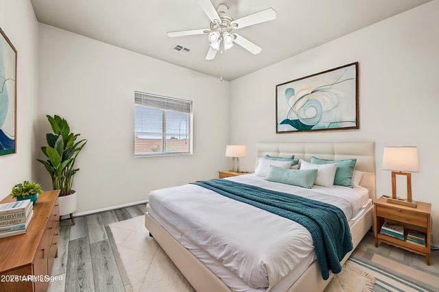 10039 E PAMPA Avenue, Mesa, AZ 85212