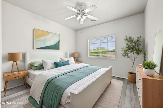 10039 E PAMPA Avenue, Mesa, AZ 85212