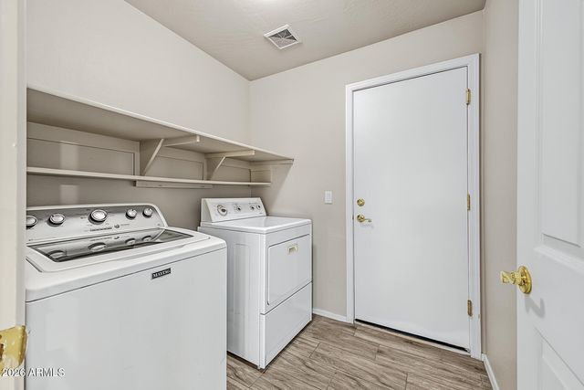 10039 E PAMPA Avenue, Mesa, AZ 85212