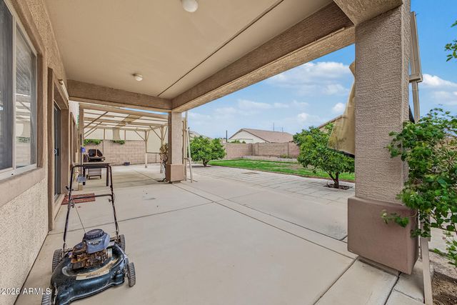 10039 E PAMPA Avenue, Mesa, AZ 85212