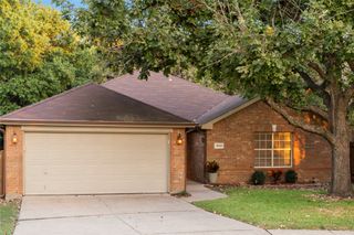 1833 Cedarbriar Drive, Mesquite, TX 75181