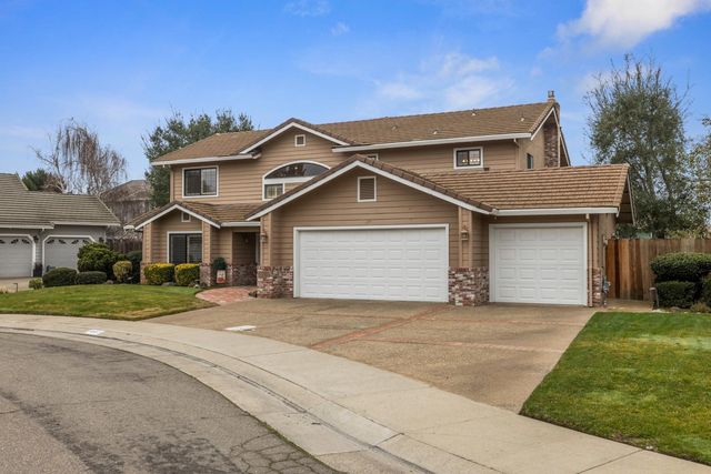 1807 Orchis Ct, Lodi, CA 95242