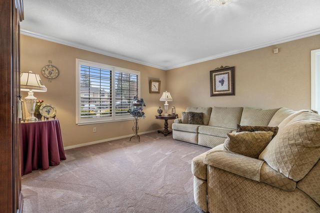 1807 Orchis Ct, Lodi, CA 95242