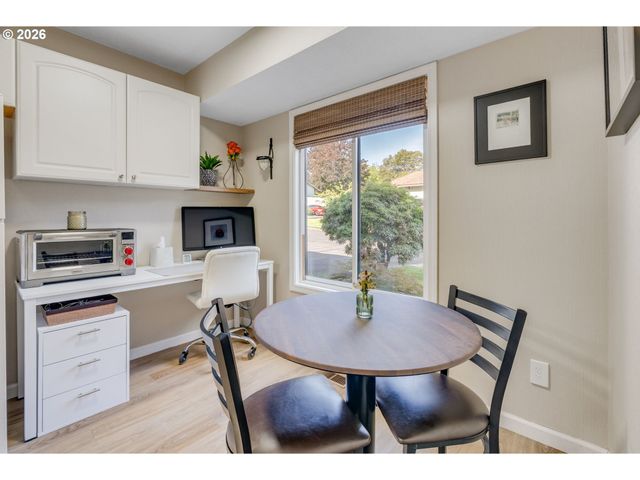 4244 Ne 125TH Pl, Portland, OR 97230