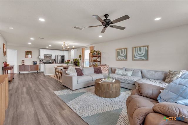 2471 Pechora Pipit, New Braunfels, TX 78130