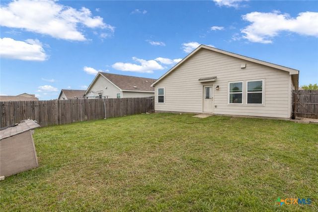2471 Pechora Pipit, New Braunfels, TX 78130