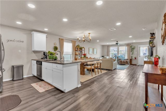 2471 Pechora Pipit, New Braunfels, TX 78130