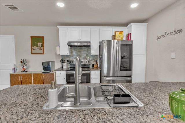 2471 Pechora Pipit, New Braunfels, TX 78130