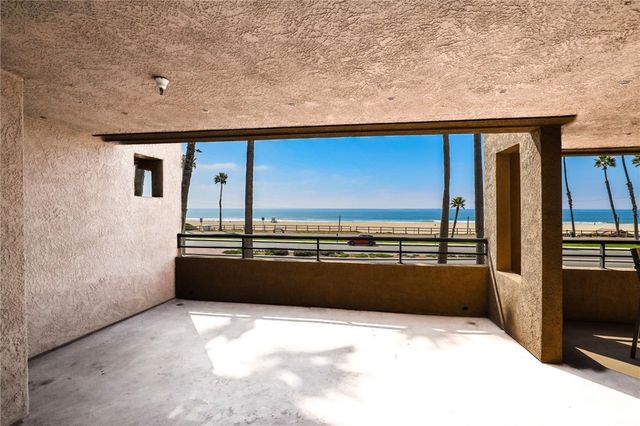 1200 Pacific Coast Highway 217, Huntington Beach, CA 92648