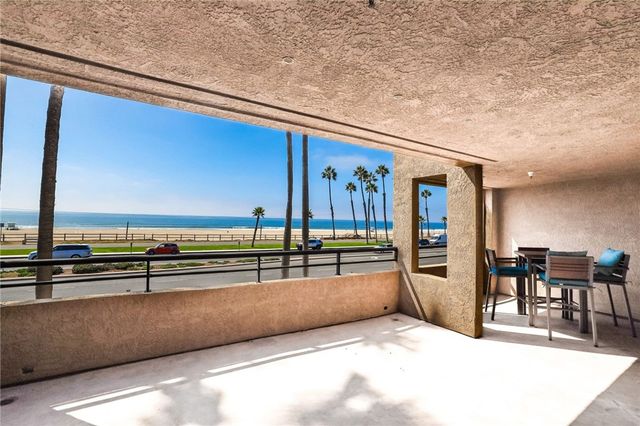 1200 Pacific Coast Highway 217, Huntington Beach, CA 92648