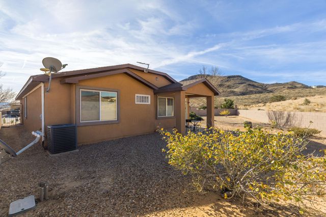 721 Promenade Trail SW, Los Lunas, NM 87031