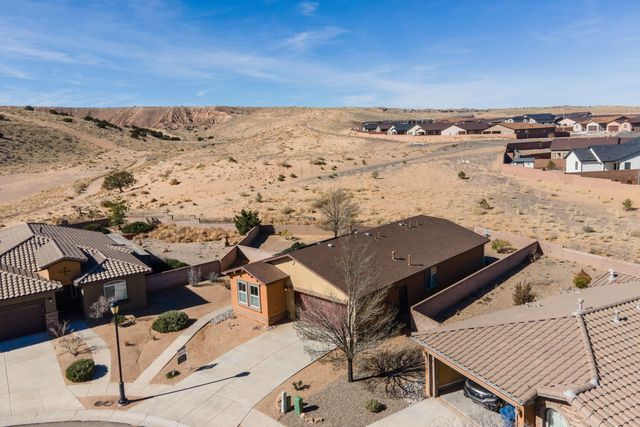 721 Promenade Trail SW, Los Lunas, NM 87031