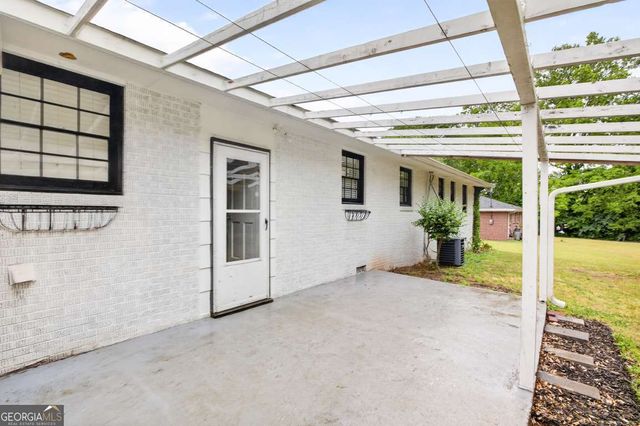 207 Buena Vista Street, Winder, GA 30680