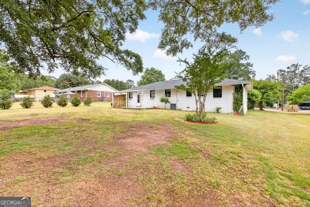 207 Buena Vista Street, Winder, GA 30680