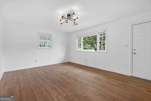 207 Buena Vista Street, Winder, GA 30680