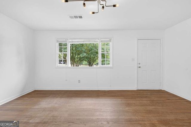 207 Buena Vista Street, Winder, GA 30680