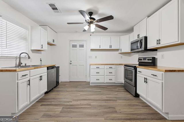 207 Buena Vista Street, Winder, GA 30680