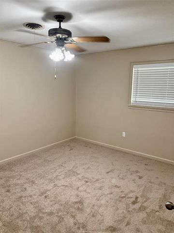 2607 E Academy Avenue, Jennings, LA 70546