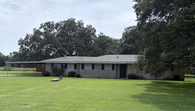 2607 E Academy Avenue, Jennings, LA 70546