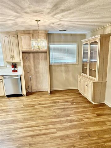 2607 E Academy Avenue, Jennings, LA 70546