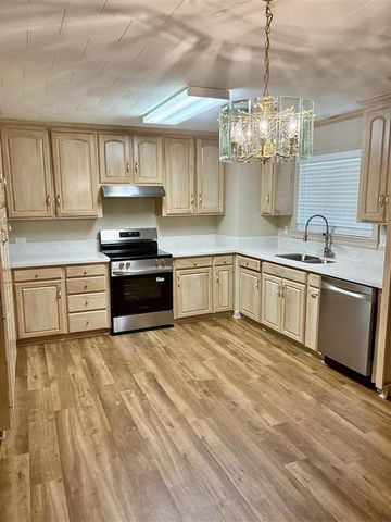 2607 E Academy Avenue, Jennings, LA 70546