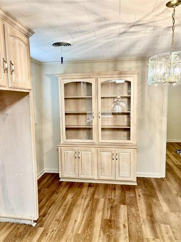 2607 E Academy Avenue, Jennings, LA 70546