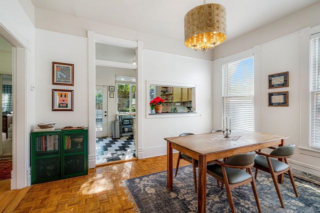 1943 CARR AVE, Memphis, TN 38104