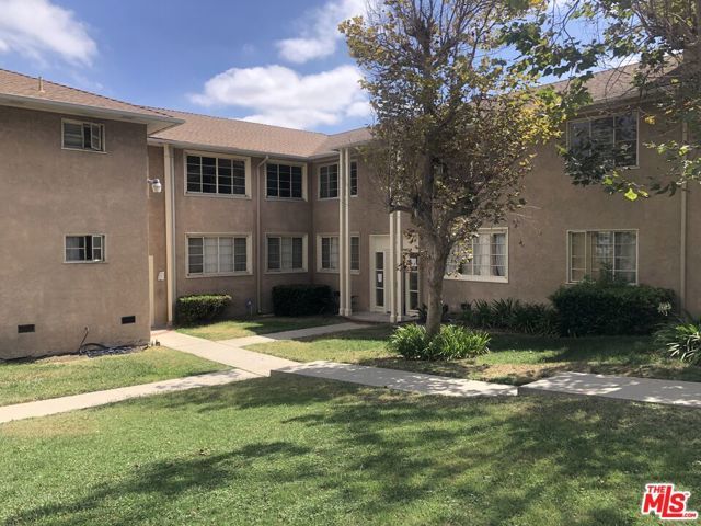 4072 Hillcrest Drive D, Los Angeles, CA 90008