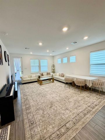 7558 Magnolia Orchid Lane, Cypress, TX 77433