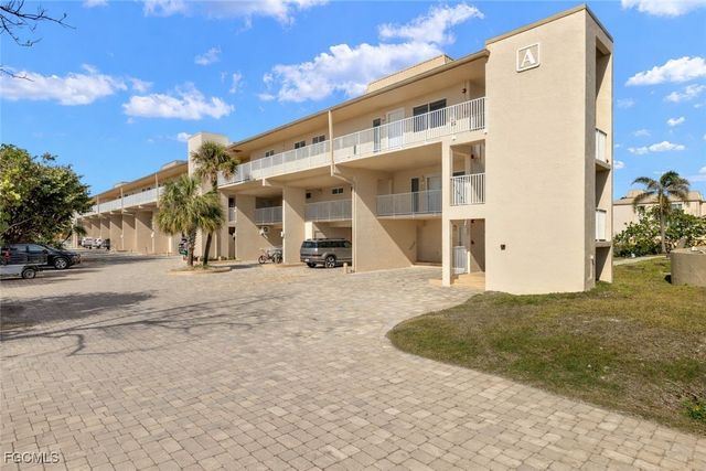 200 Periwinkle WAY 216, Sanibel, FL 33957