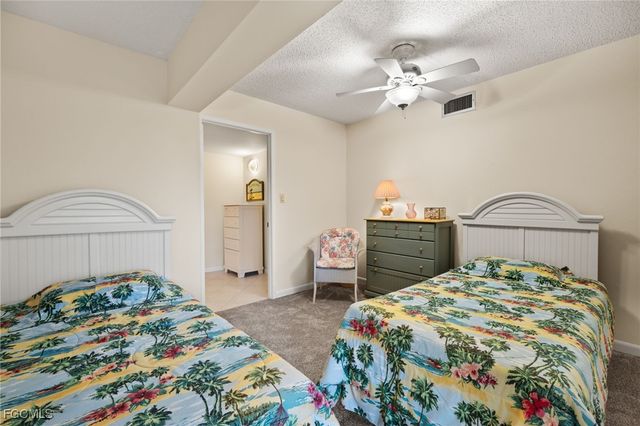 200 Periwinkle WAY 216, Sanibel, FL 33957