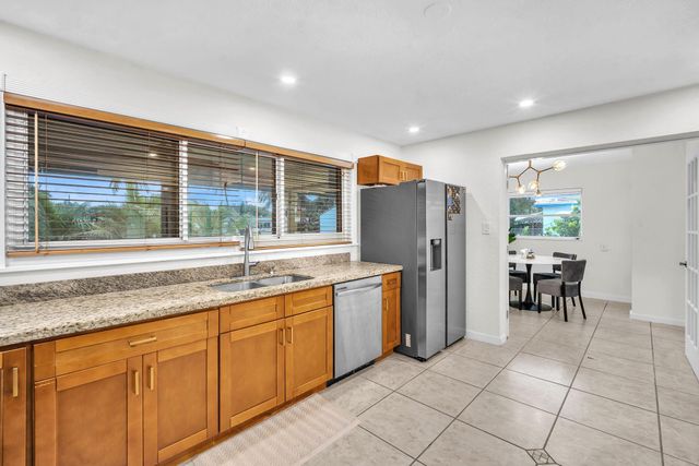 4521 SW 34th Dr, Fort Lauderdale, FL 33312