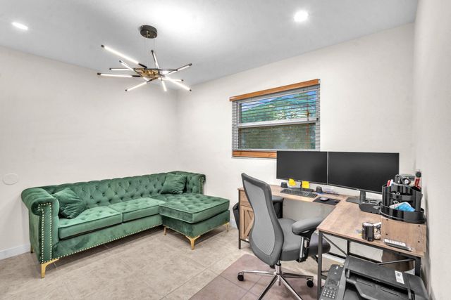 4521 SW 34th Dr, Fort Lauderdale, FL 33312