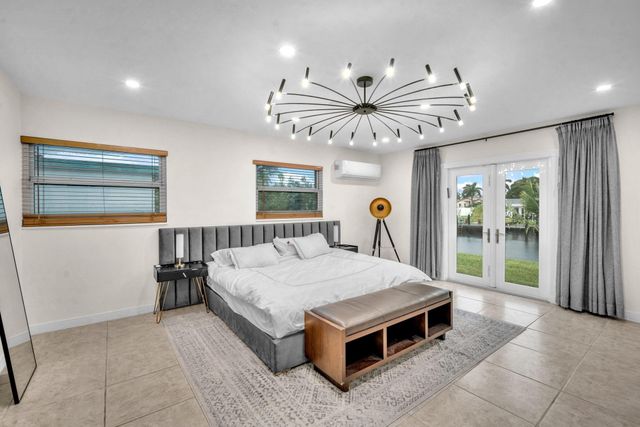 4521 SW 34th Dr, Fort Lauderdale, FL 33312