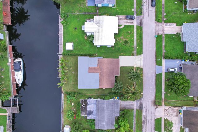 4521 SW 34th Dr, Fort Lauderdale, FL 33312