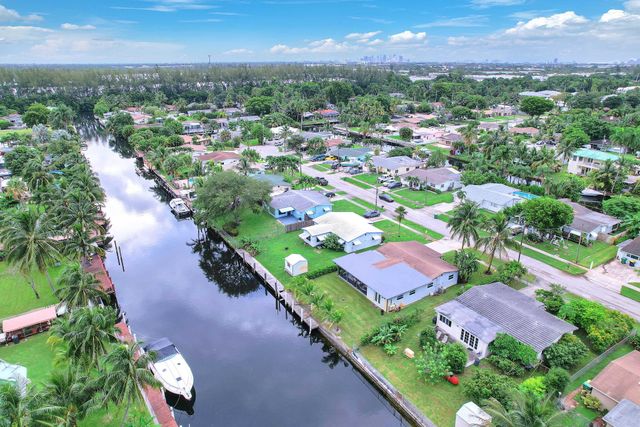 4521 SW 34th Dr, Fort Lauderdale, FL 33312