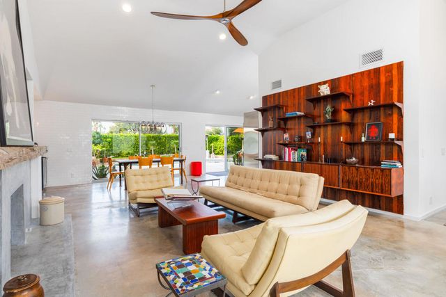 2175 S Pebble Beach Drive, Palm Springs, CA 92264