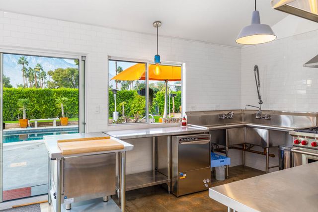 2175 S Pebble Beach Drive, Palm Springs, CA 92264