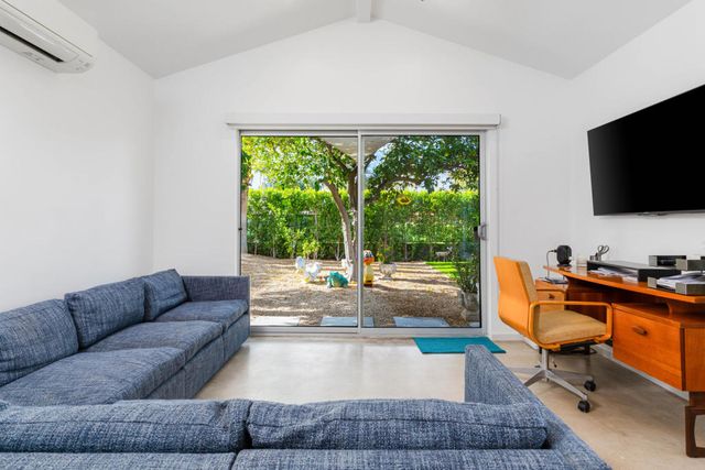 2175 S Pebble Beach Drive, Palm Springs, CA 92264