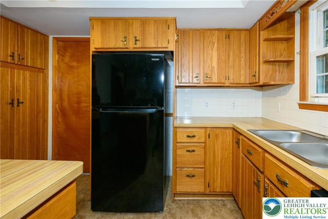 540 Hilldale Drive, Moore Twp, PA 18014