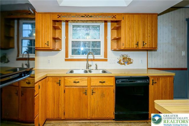 540 Hilldale Drive, Moore Twp, PA 18014